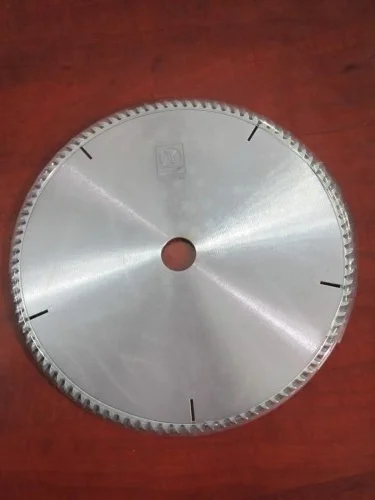 Lưỡi cưa Yuehong