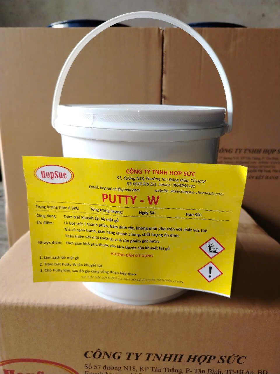 Thi công bột vá gỗ trong xưởng – quy trình tiết kiệm